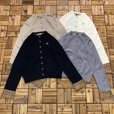 ¥~125 BUR⭐⭐RRY FEMALE SWEATER 06251966