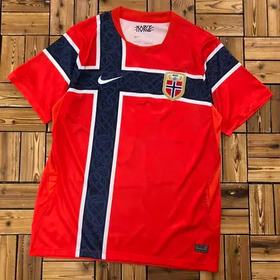 ￥~82 FOOTBALL T-SHIRT 06270662