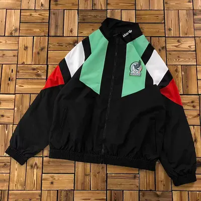 ￥~195 FOOTBALL JACKET 07280261