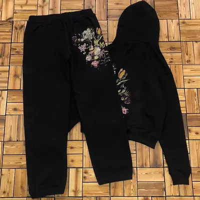 TOP ￥~145 TROUSERS ￥~145 DE⭐SC⭐UT⭐E HOODIE TROUSERS 08042061