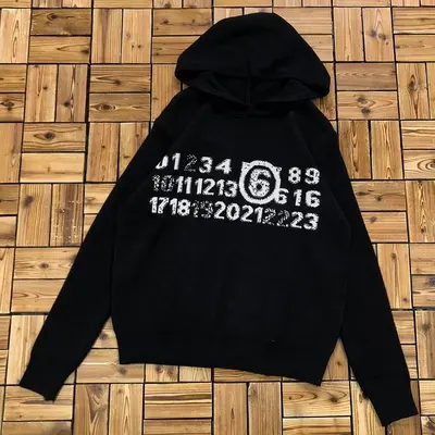 ￥~175 MA⭐GI⭐LA SWEATER 08211961