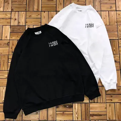 ￥~138 MA⭐GI⭐LA HOODIE 08212361