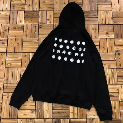 ￥~175 MA⭐GI⭐LA HOODIE 08211361