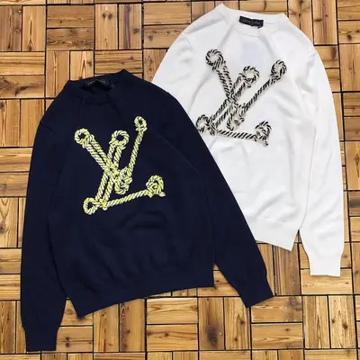 ￥~235 L⭐V⭐ SWEATER 08240667