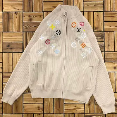 ￥~258 L⭐V⭐ SWEATER 08281061